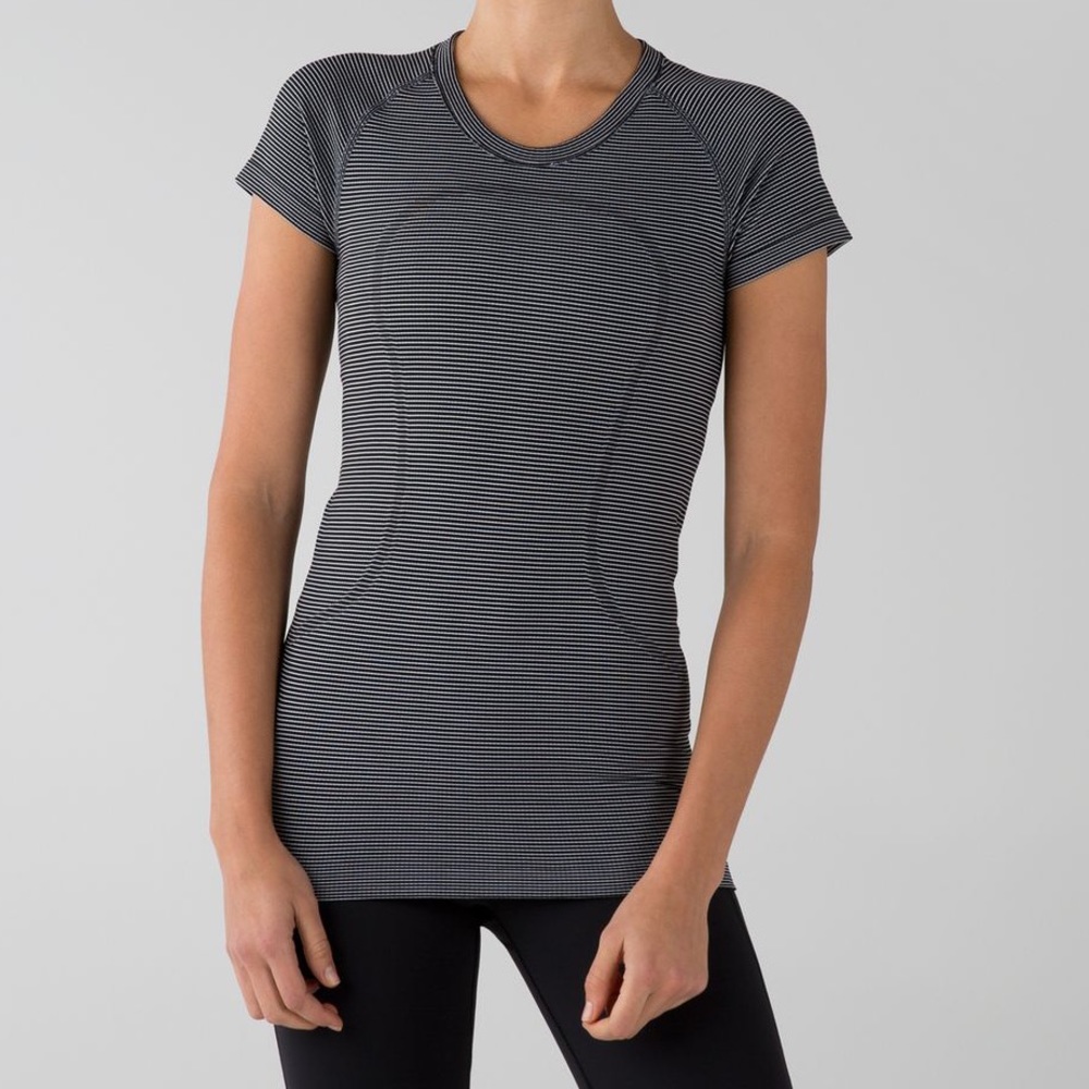 Lululemon Swiftly Tech Short Sleeve Top